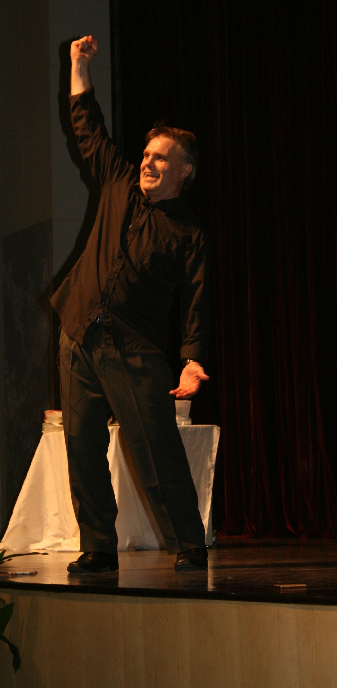 Andy Wright International Storyteller performing Folk, Fairy Tales Narratives Global World Storytelling