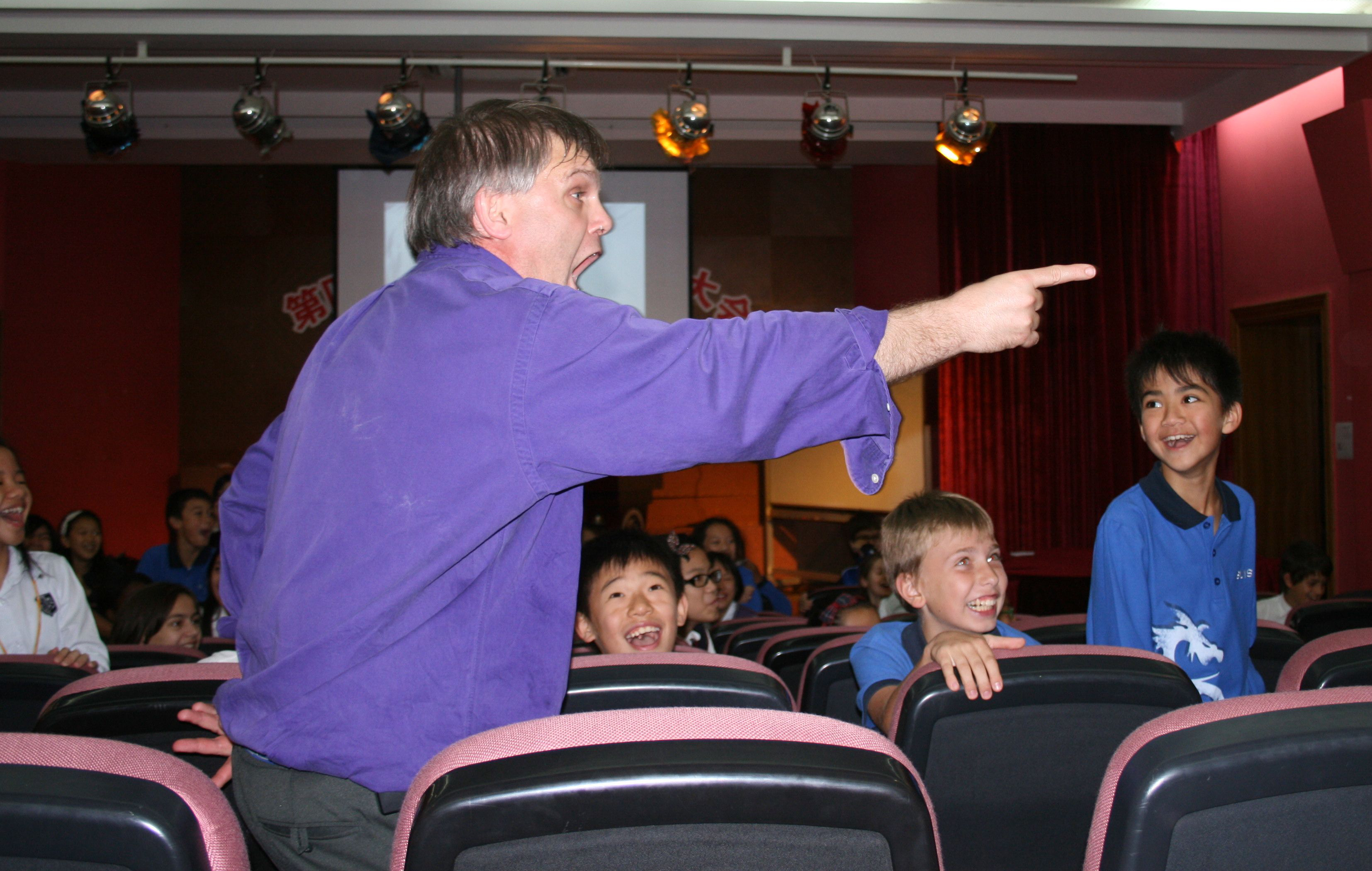 Andy Wright International Storyteller performing Folk, Fairy Tales Narratives Global World Storytelling
