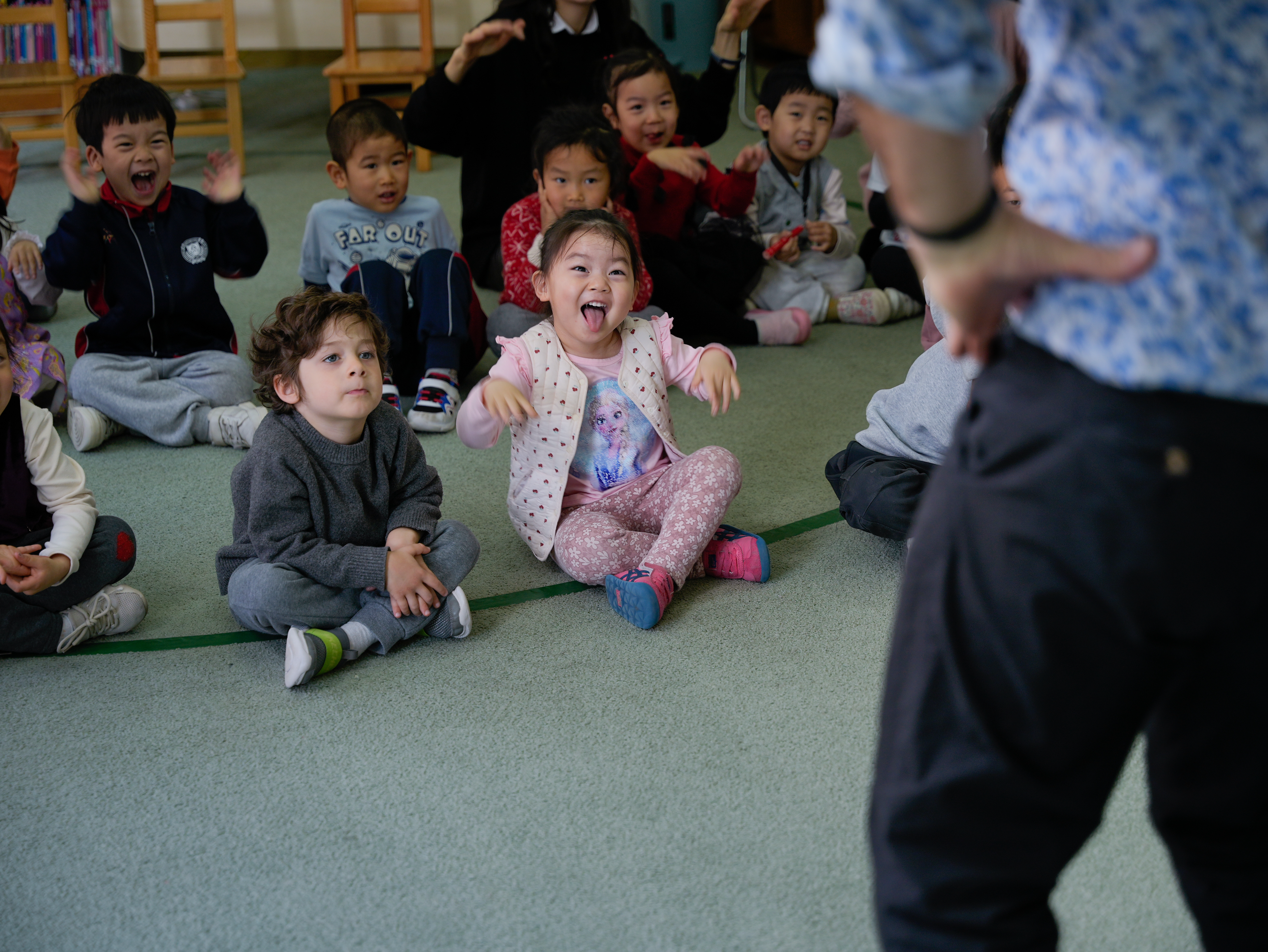 Andy Wright International Storyteller performing Folk, Fairy Tales Narratives Global World Storytelling