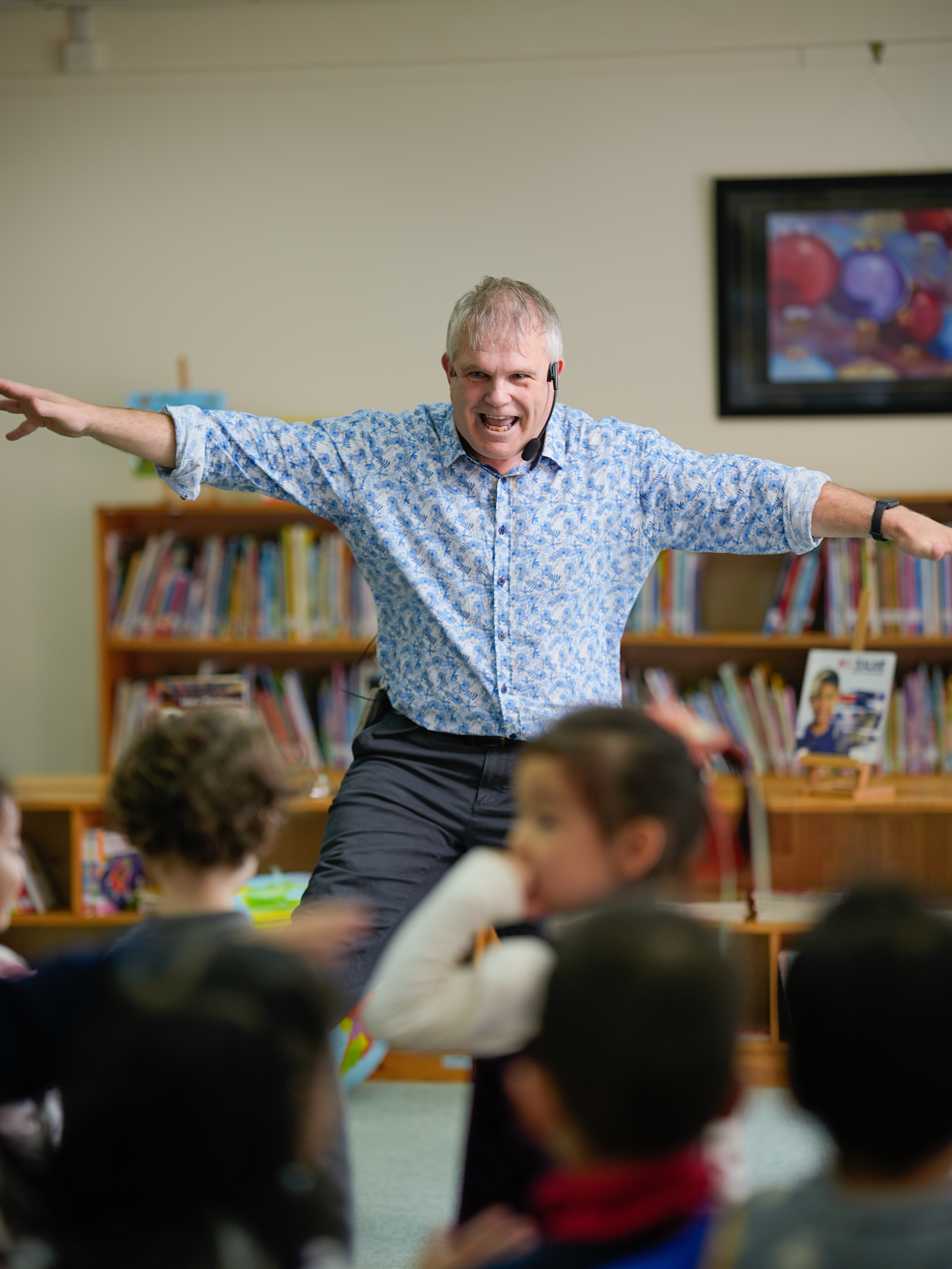 Andy Wright International Storyteller performing Folk, Fairy Tales Narratives Global World Storytelling