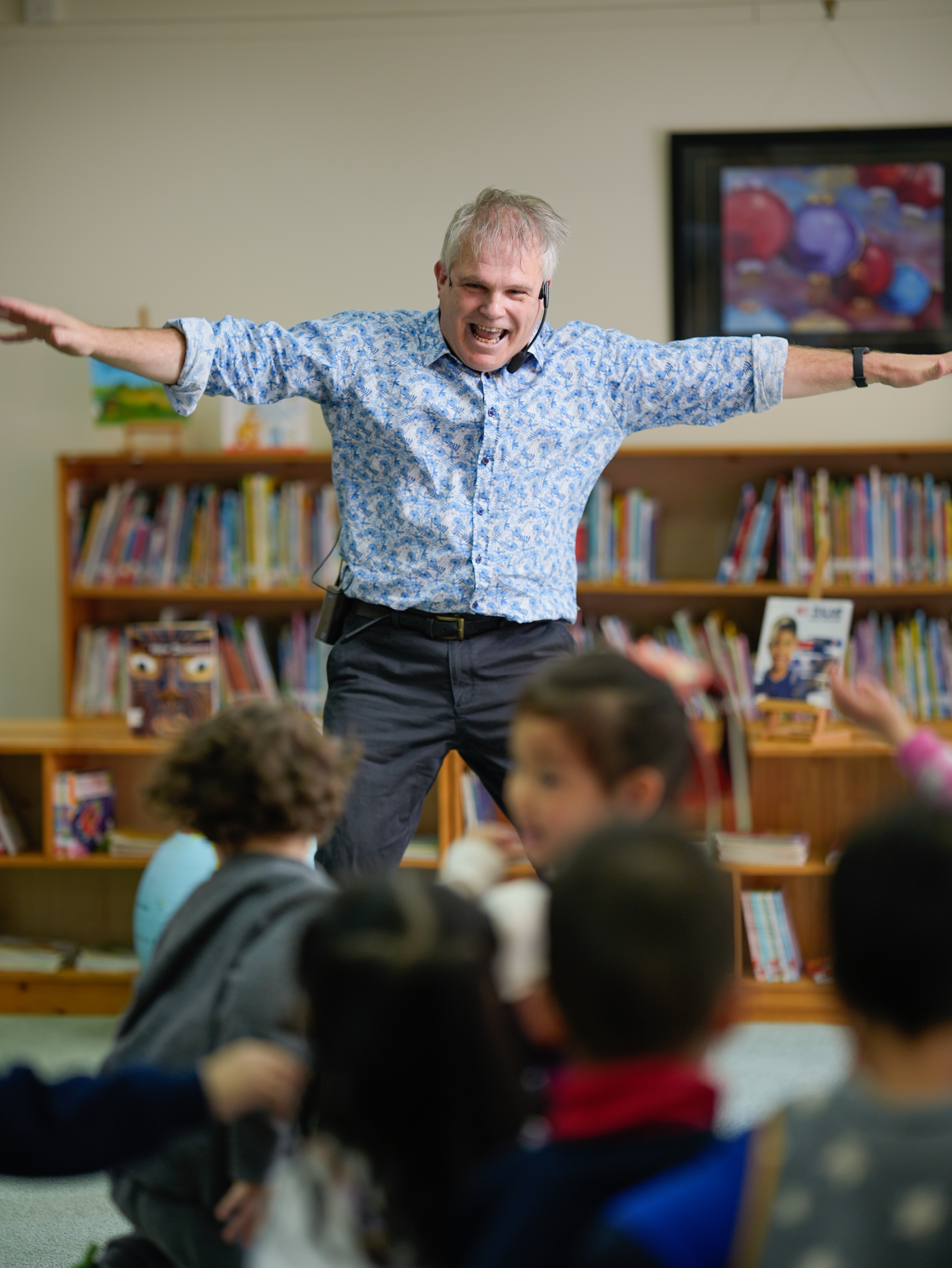 Andy Wright International Storyteller performing Folk, Fairy Tales Narratives Global World Storytelling