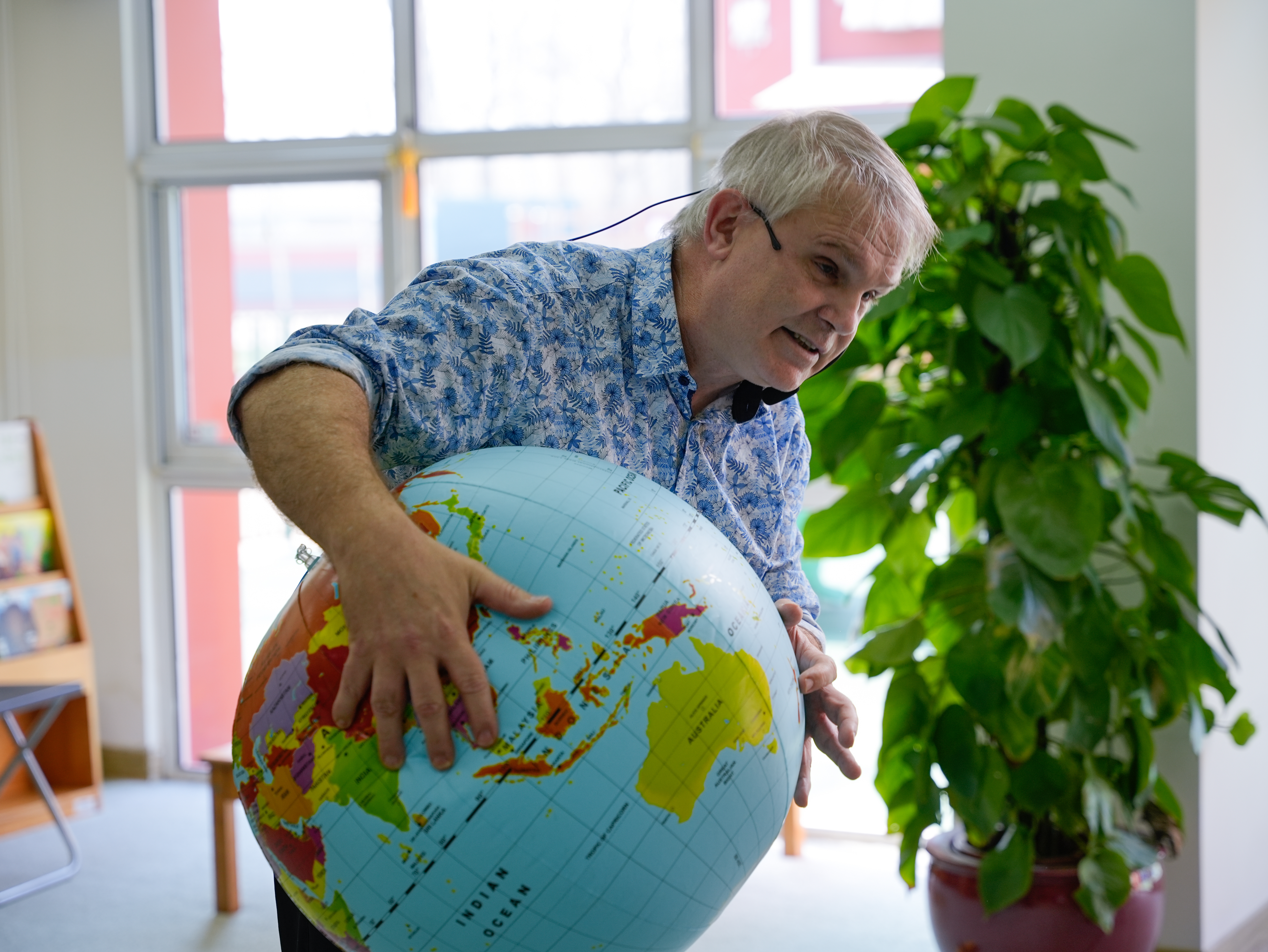 Andy Wright International Storyteller performing Folk, Fairy Tales Narratives Global World Storytelling