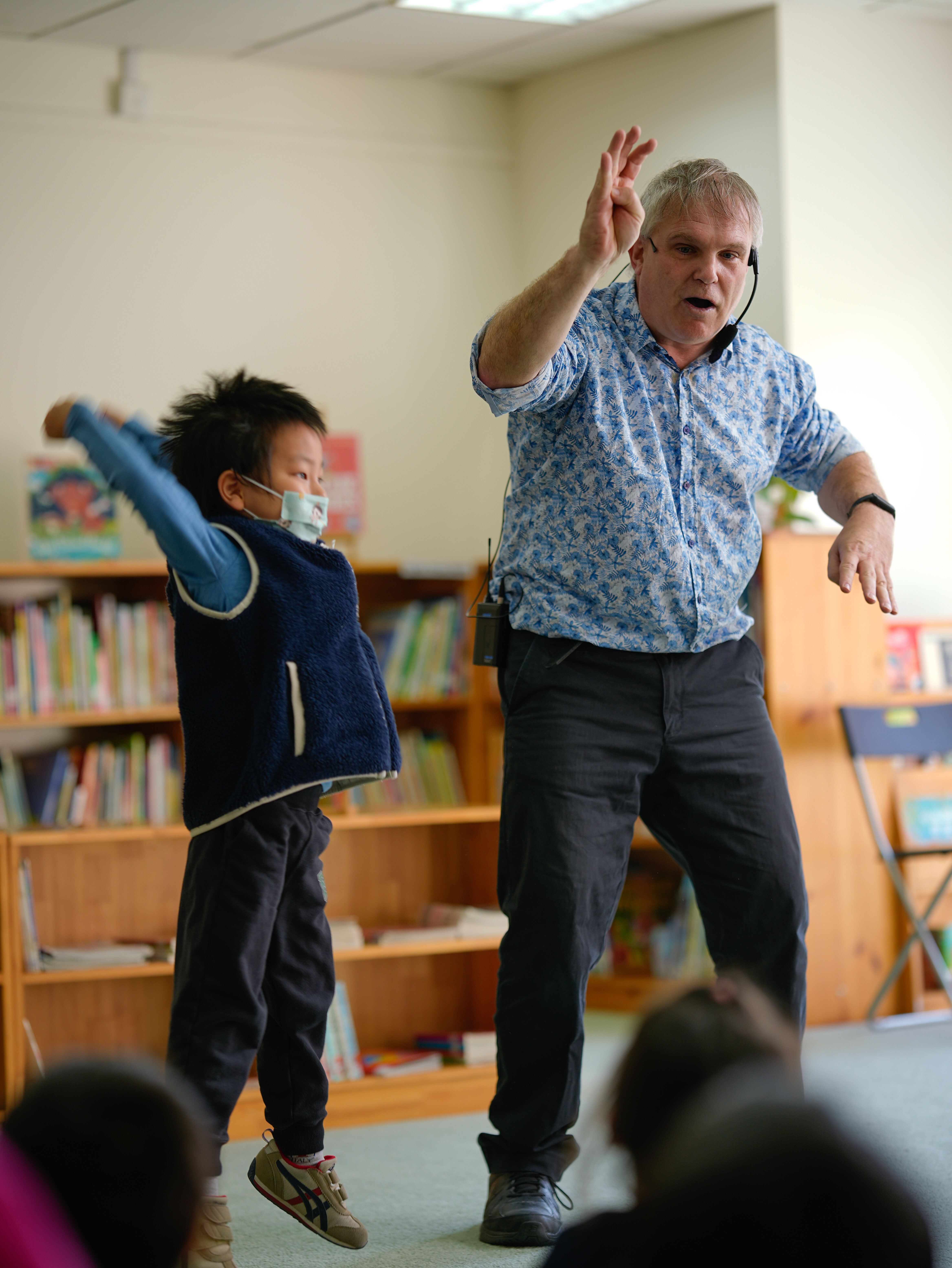 Andy Wright International Storyteller performing Folk, Fairy Tales Narratives Global World Storytelling