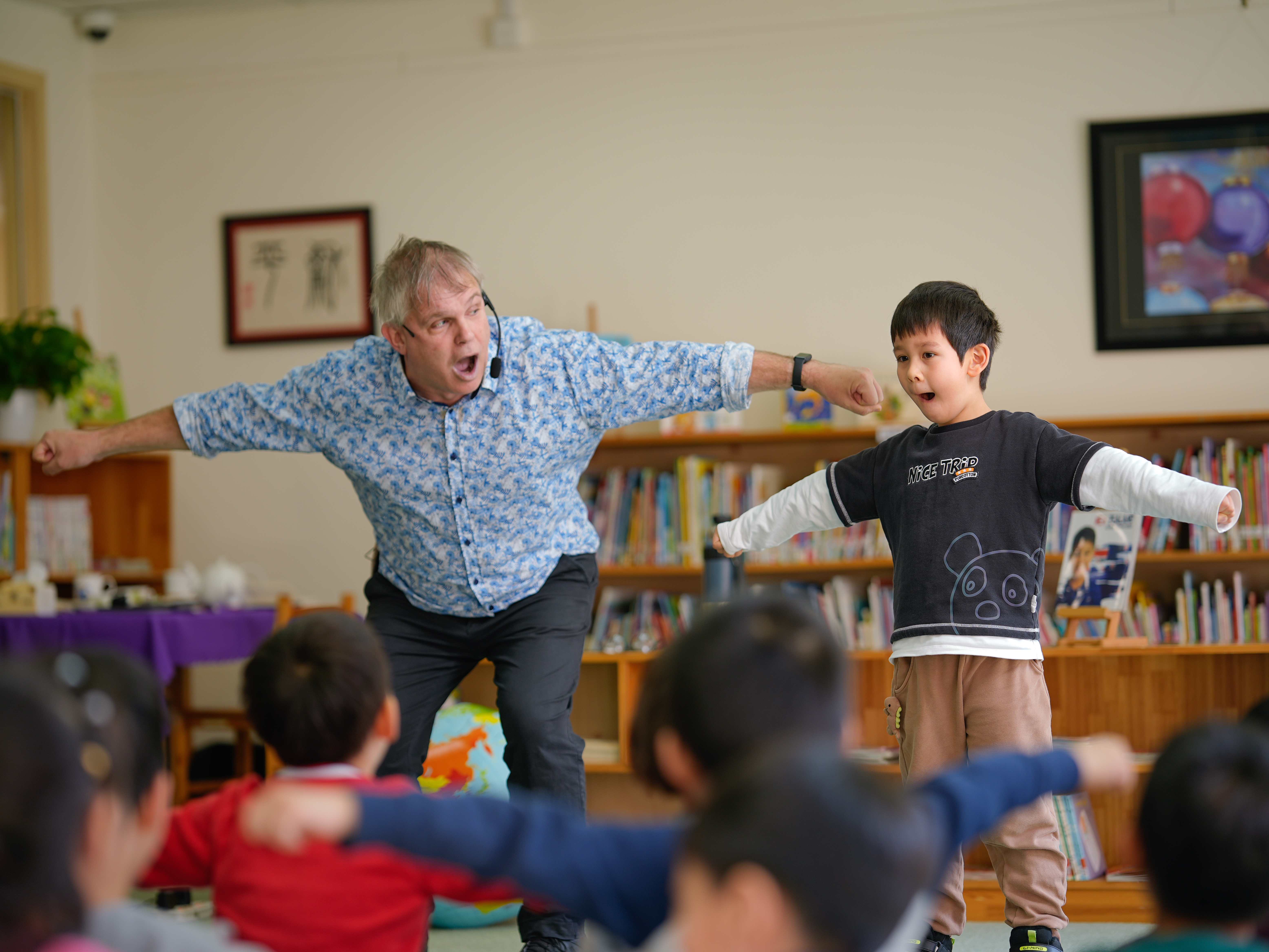 Andy Wright International Storyteller performing Folk, Fairy Tales Narratives Global World Storytelling