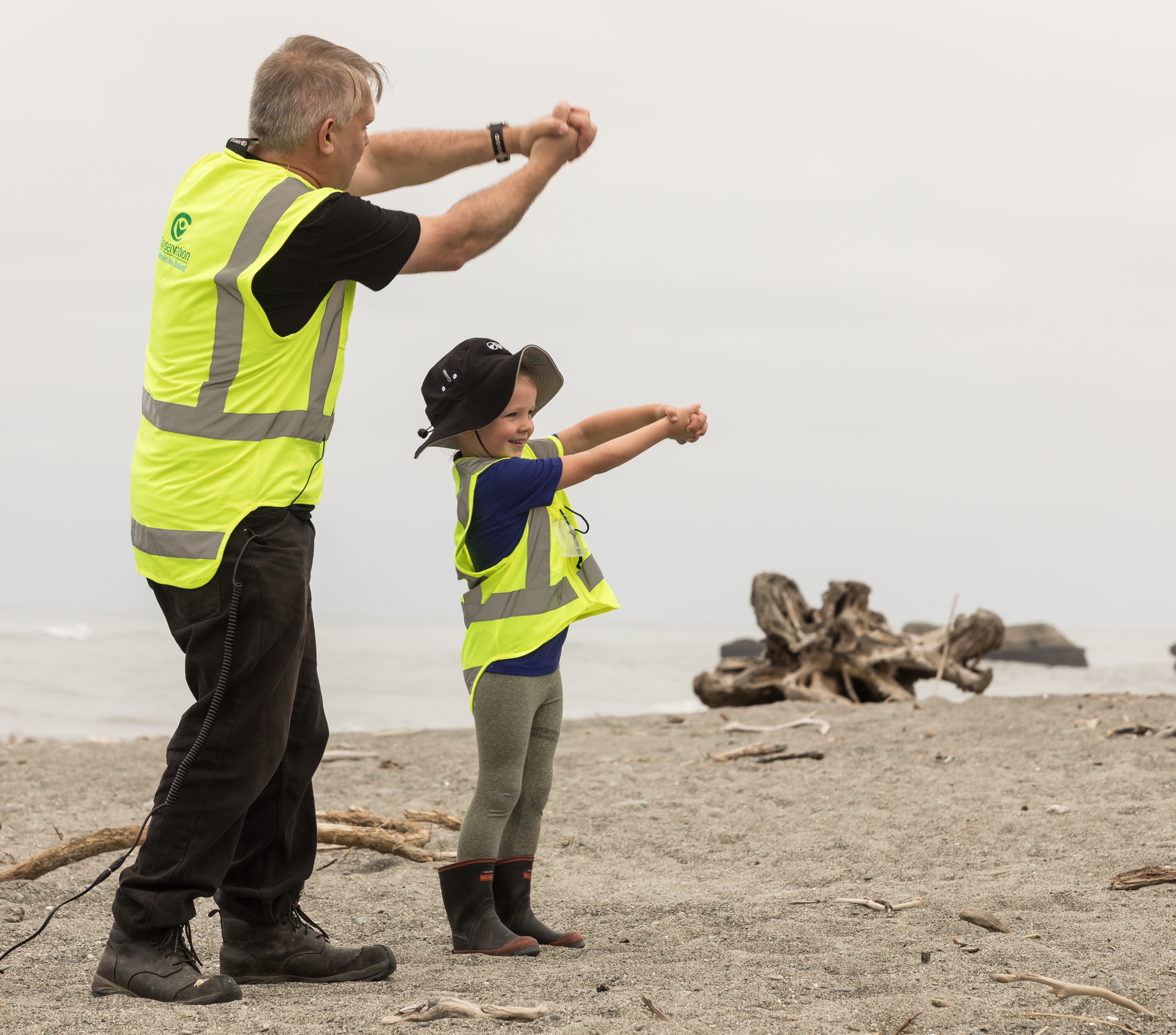 Andy Wright International Storyteller performing Folk, Fairy Tales Narratives Global World Storytelling
