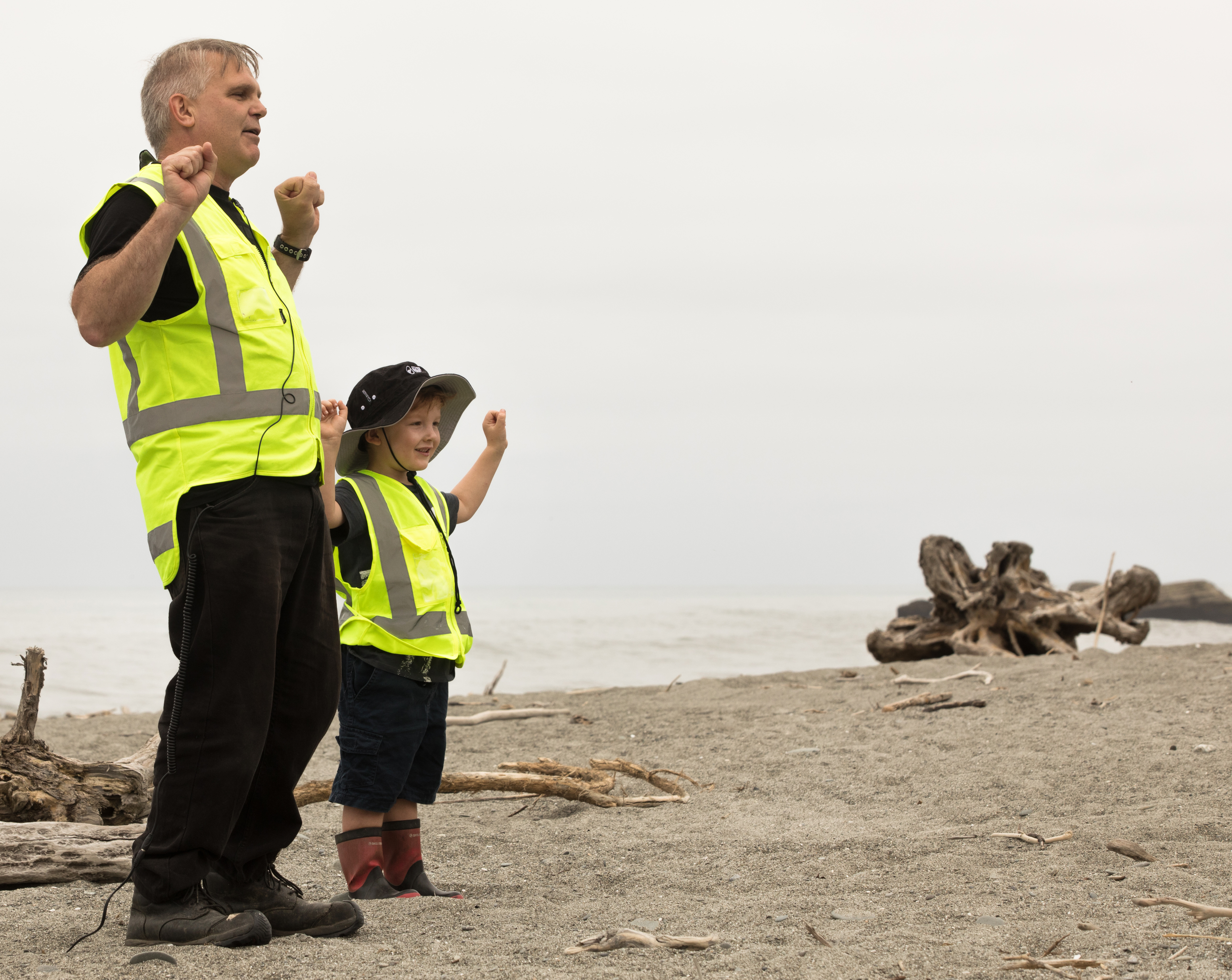 Andy Wright International Storyteller performing Folk, Fairy Tales Narratives Global World Storytelling